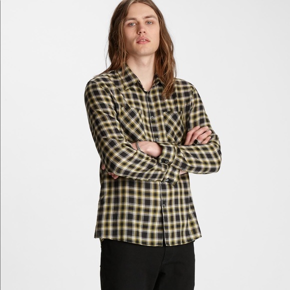 John varvatos plaid slim fit shirt. SZ small. BNWT